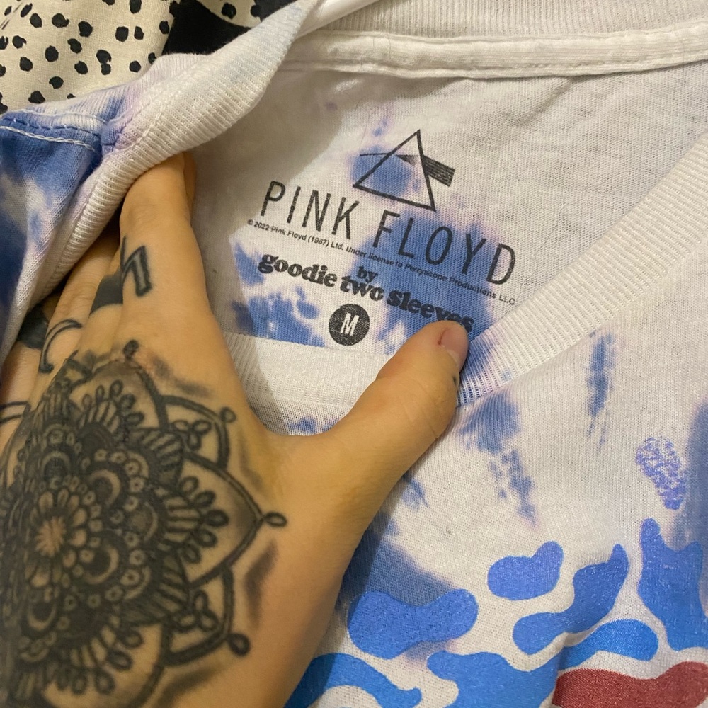 Urban outfitters Pink Floyd vintage band tee.
